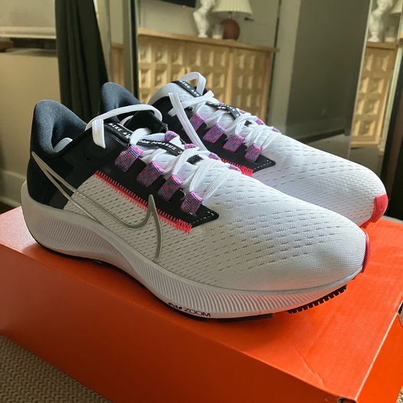 New Nike Zoom Pegasus 38 - Picture 4 of 9